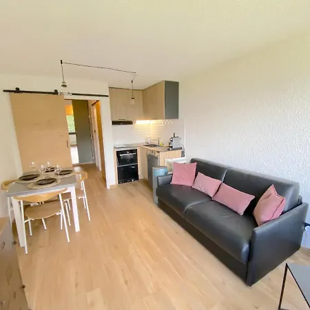 Studio Refait A Neuf Au Coeur De Praloup 1600 Apartamento *